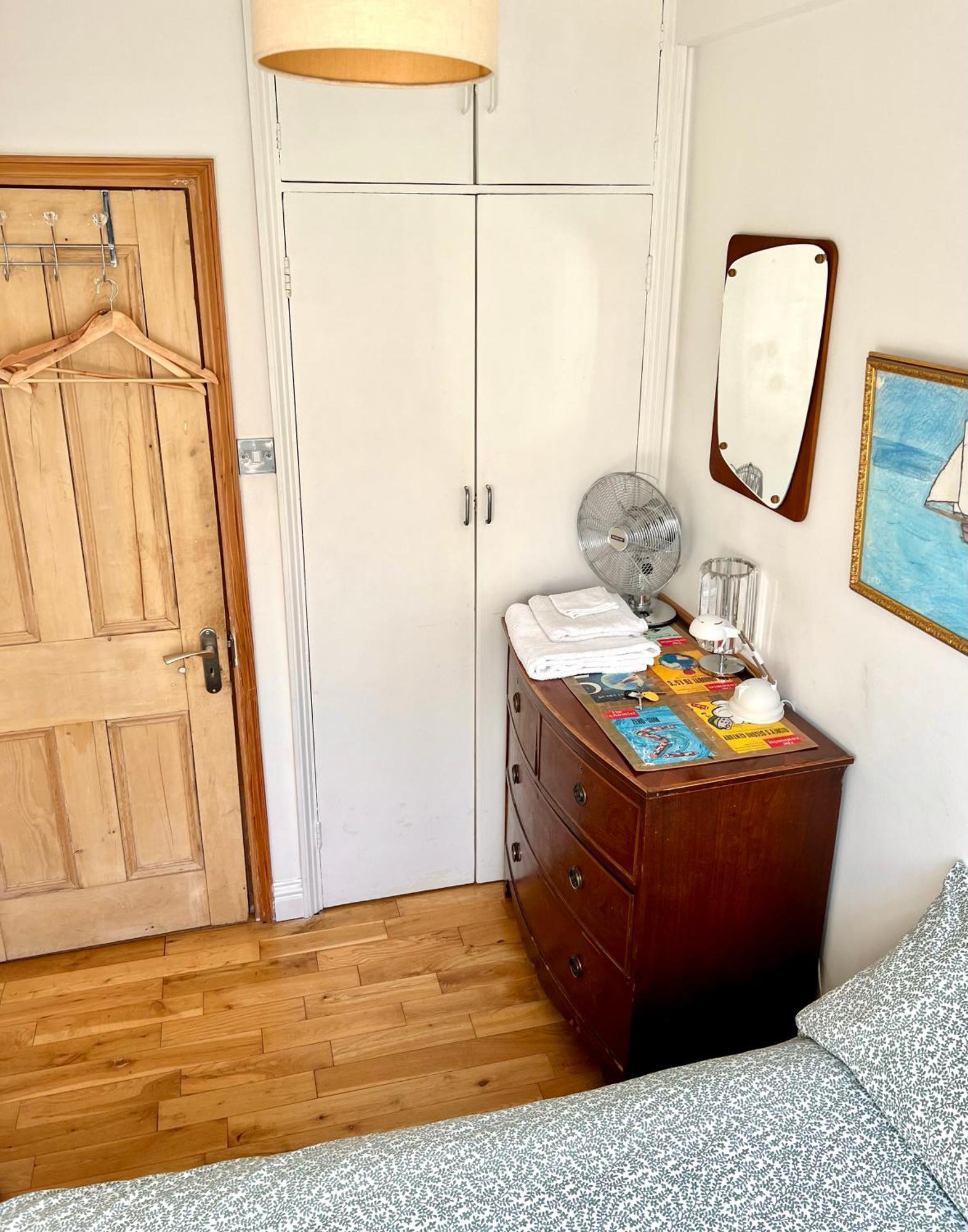 Central London Waterloo - Private Rooms In Shared Apartment Екстер'єр фото